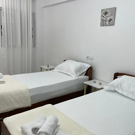 B 5 * Sarandë